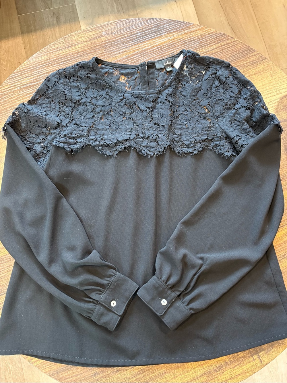 Lulu's Black Lace Yoke Long-Sleeve Top